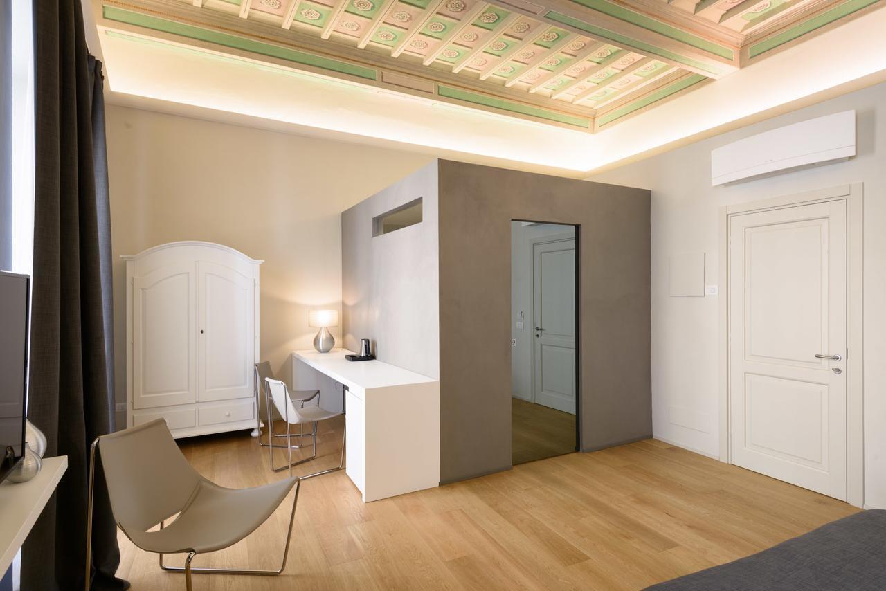 Palazzo Vasarri - Luxury Design Suites Монтеварки Экстерьер фото