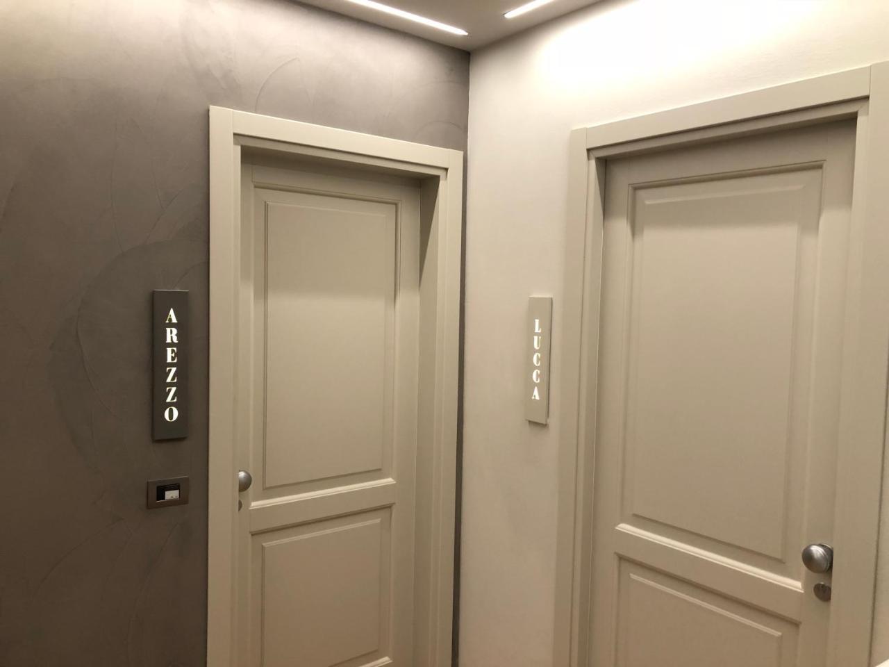 Palazzo Vasarri - Luxury Design Suites Монтеварки Экстерьер фото