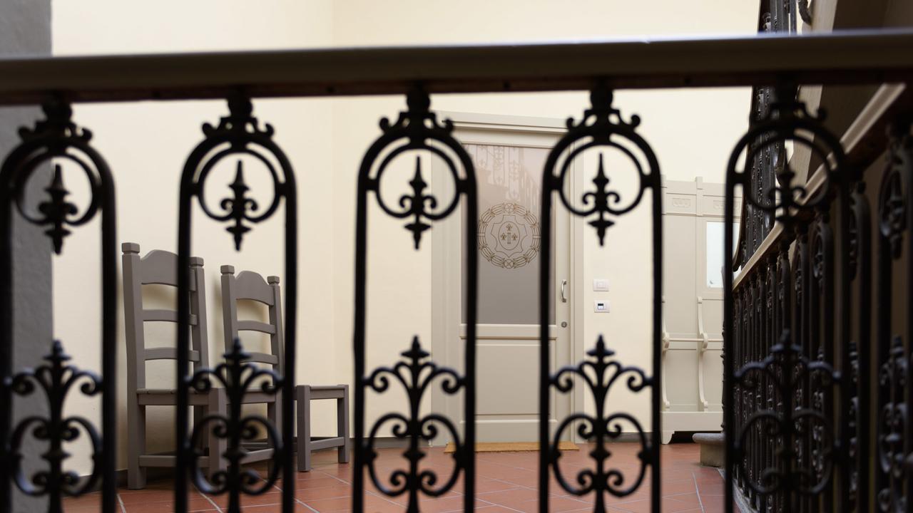 Palazzo Vasarri - Luxury Design Suites Монтеварки Экстерьер фото